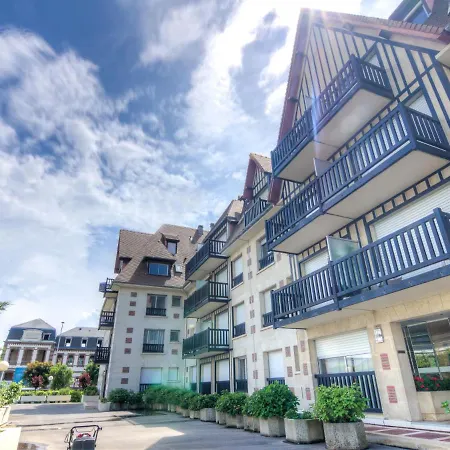 Le Carol Park-8 By Interhome